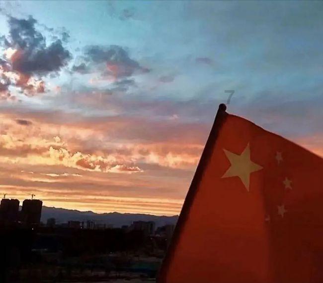 豆瓣9.2高分美剧《傲骨之战》，这部大女主剧真的很燃